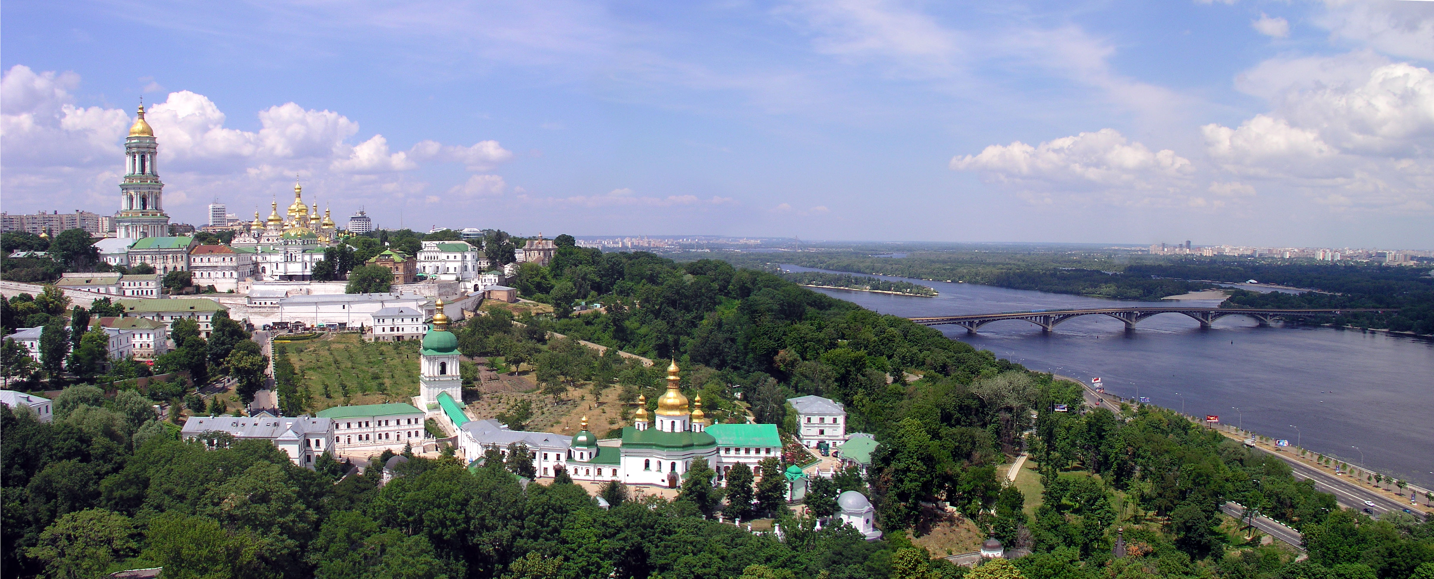 Lavra_panorama-kijev